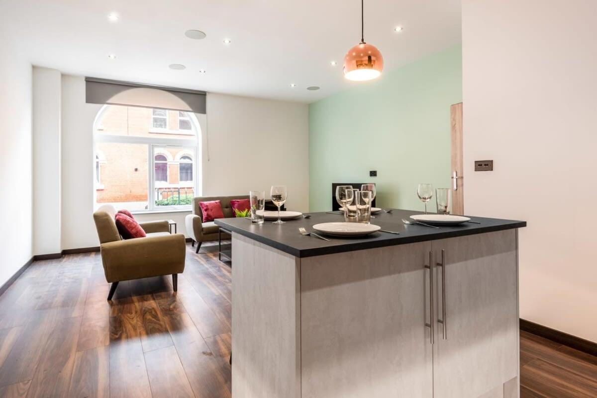 Characterful 2 Bed Apartment With Parking In Hull Kingston upon Hull Ngoại thất bức ảnh